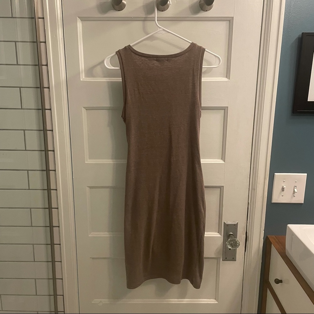 Leith Ruched Bodycon Dress - Picture 4 of 4